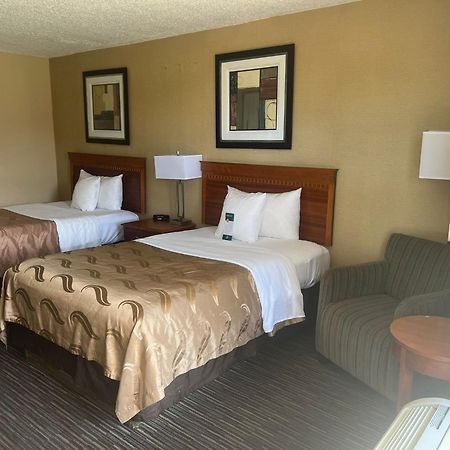 Quality Inn Columbus, Ms Екстериор снимка