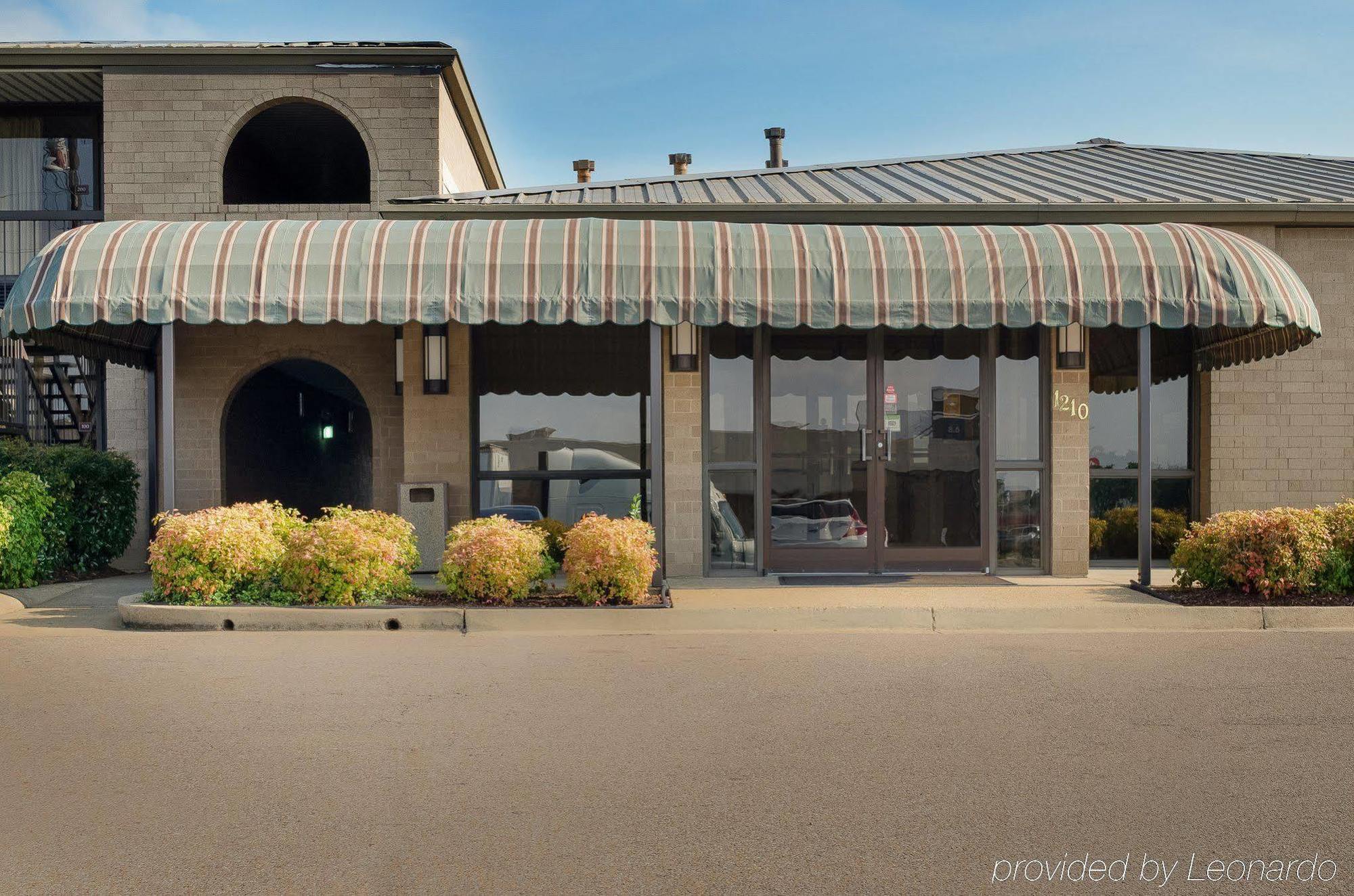 Quality Inn Columbus, Ms Екстериор снимка