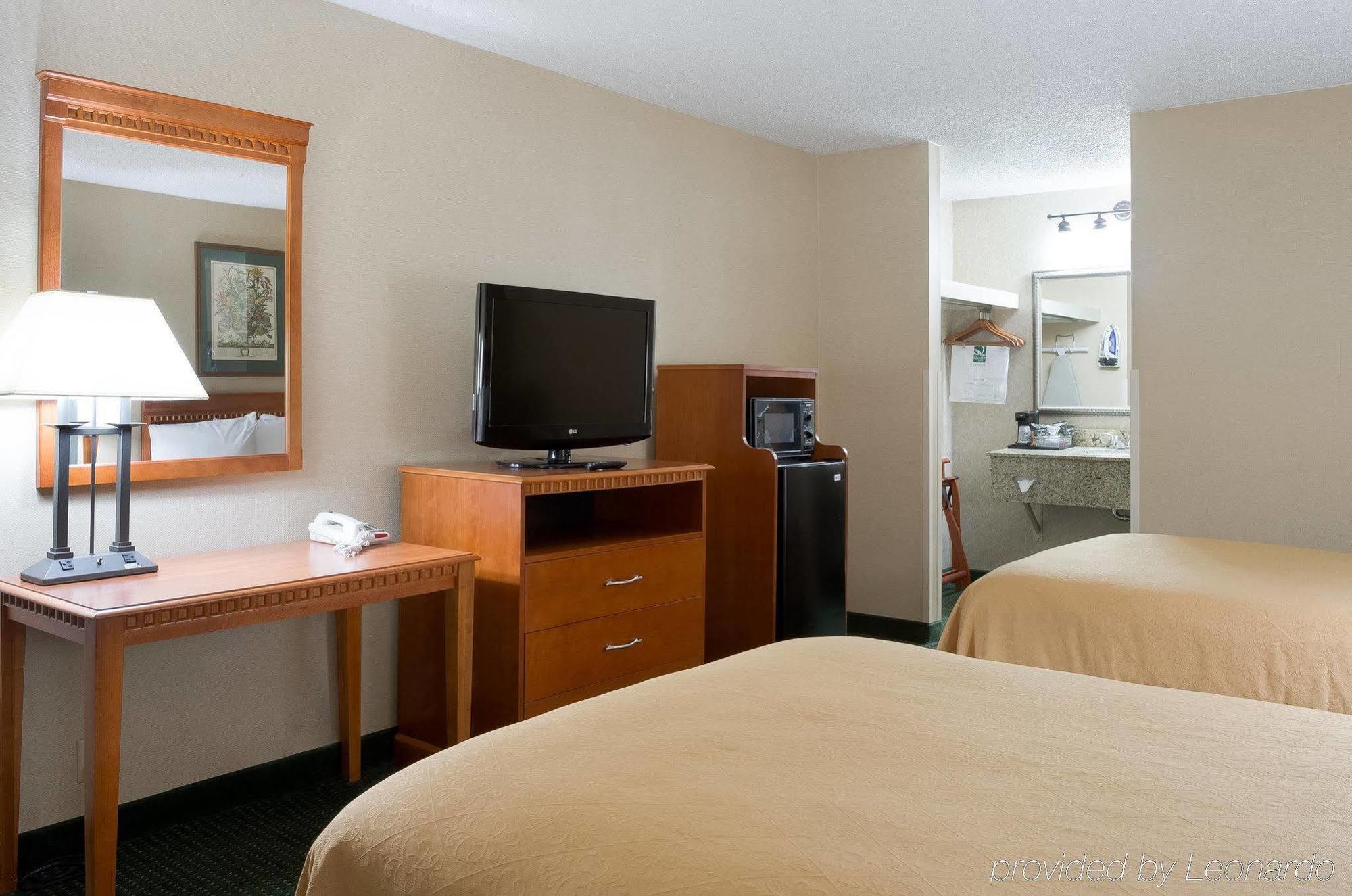 Quality Inn Columbus, Ms Екстериор снимка