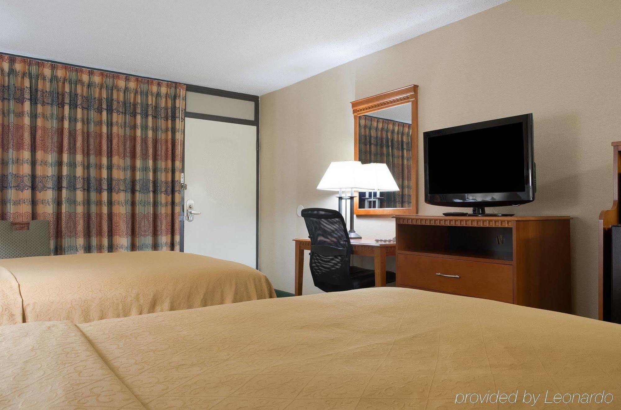 Quality Inn Columbus, Ms Екстериор снимка